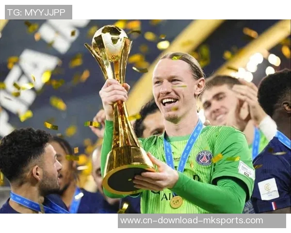 2025赛季收官战恩里克淡谈六冠王萨福诺夫手骨折依然神勇扑点球